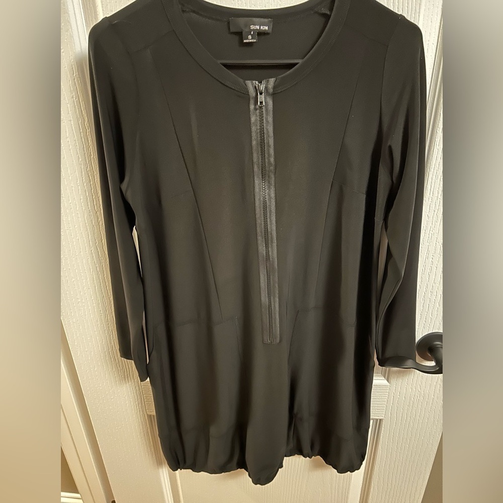 Sun Kim  Black Long Sleeve Dress with Front Zipper